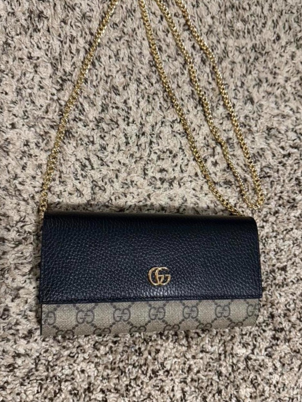 Gucci Black and Beige GG Crossbody Wallet with Gold Chain